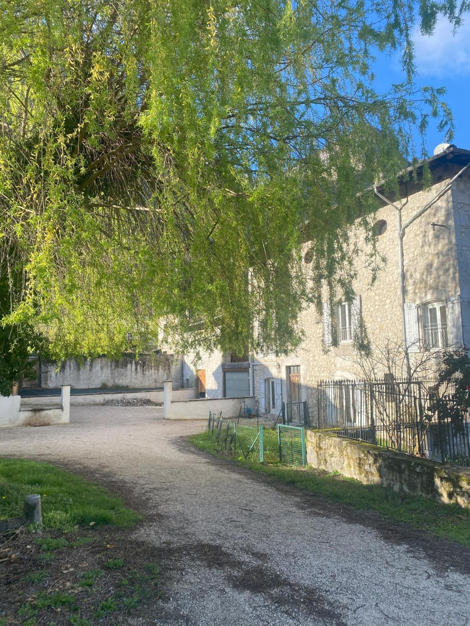 Chambres De La Ferme Du Brocey Crolles Eksteriør bilde